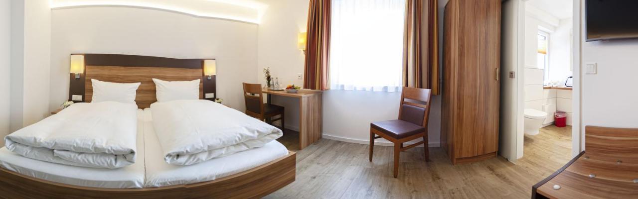Hotel-Gasthof Krone Greding Eksteriør billede
